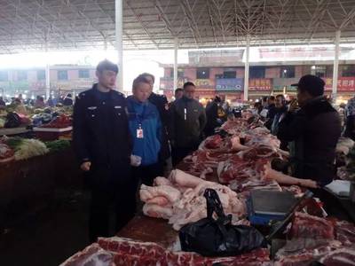 弋陽開展三部門聯(lián)合執(zhí)法檢查 筑牢肉制品市場安全防線
